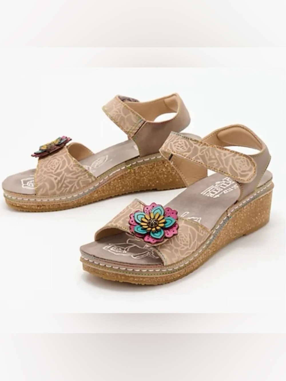 L'Artiste Spring Step Leather Wedge Rose Embossed Sandals Beige EU 42 US 10.5-11